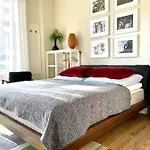 Jethon Studio-appartement Im Gruenen Apartment