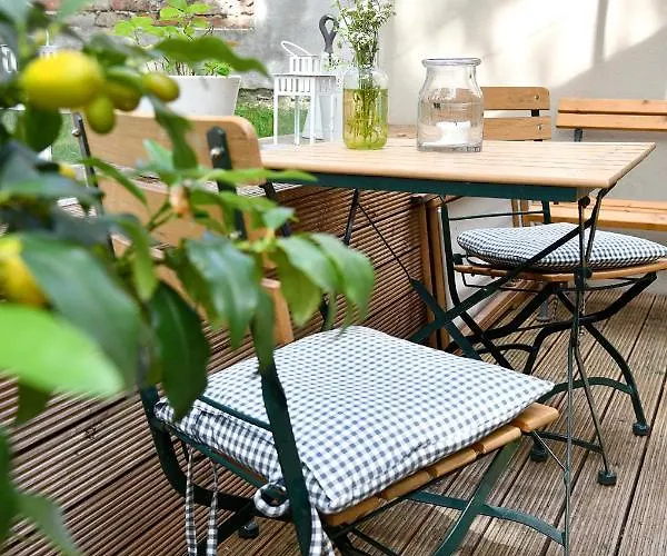 Jethon Studio-appartement Im Grünen * Bernburg (Saale)